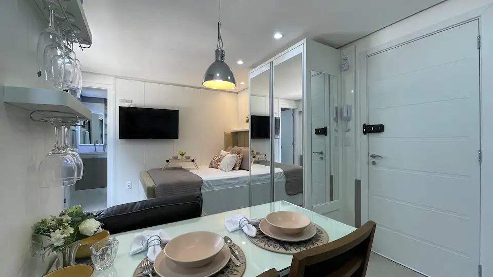 e1a3aa5f-d4ae-4321-a154-d71e0fccad4d